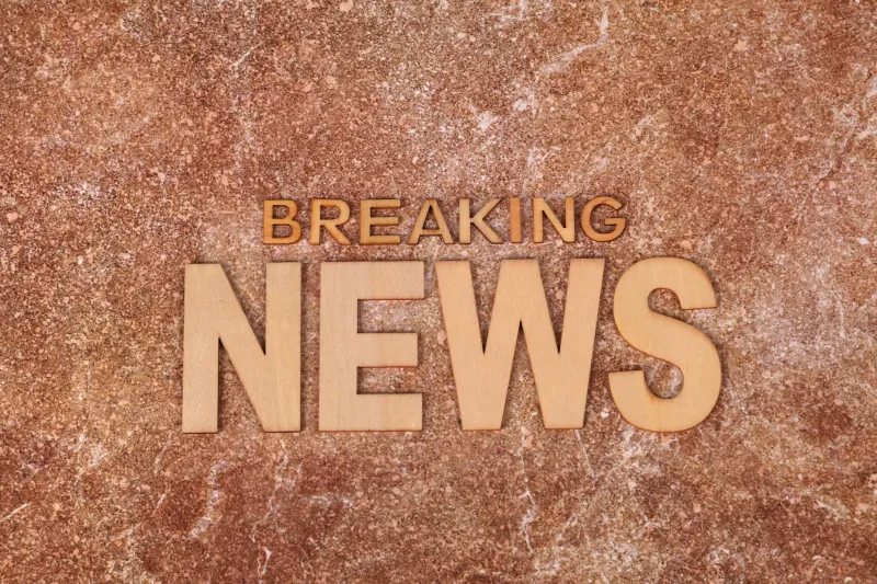 How Breaking News Ate Itself: The Stories That Changed Completely Before You Finished Reading